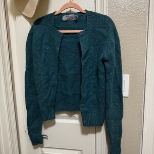 SUSAN BRISTOL PURE WOOL Teal Button-Up Cardigan